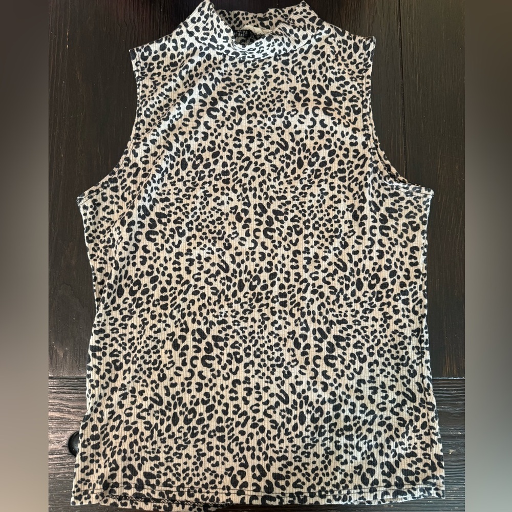 Leopard Print Sleeveless Mock Neck Tank